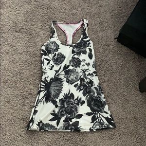 Lulu tank top